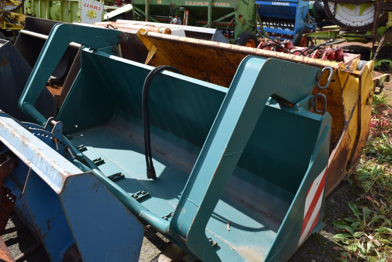Siloschaufel - Silage equipment: picture 1 Siloschaufel - Silage equipment: picture 1