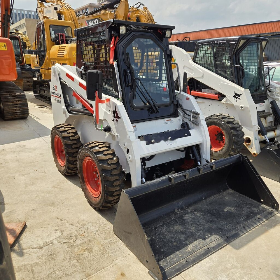 Bobcat S18 - Skid steer loader: picture 4 Bobcat S18 - Skid steer loader: picture 4