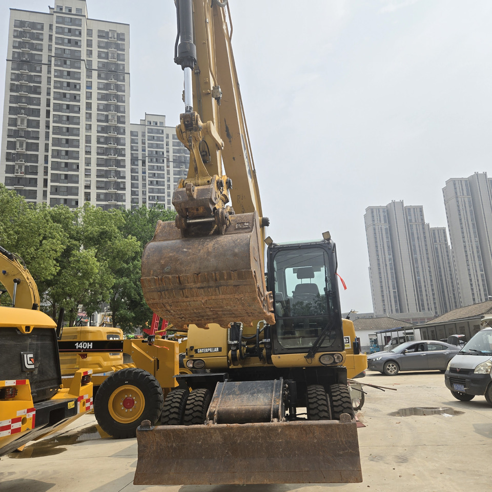 CAT M320D2 - Wheel excavator: picture 2 CAT M320D2 - Wheel excavator: picture 2