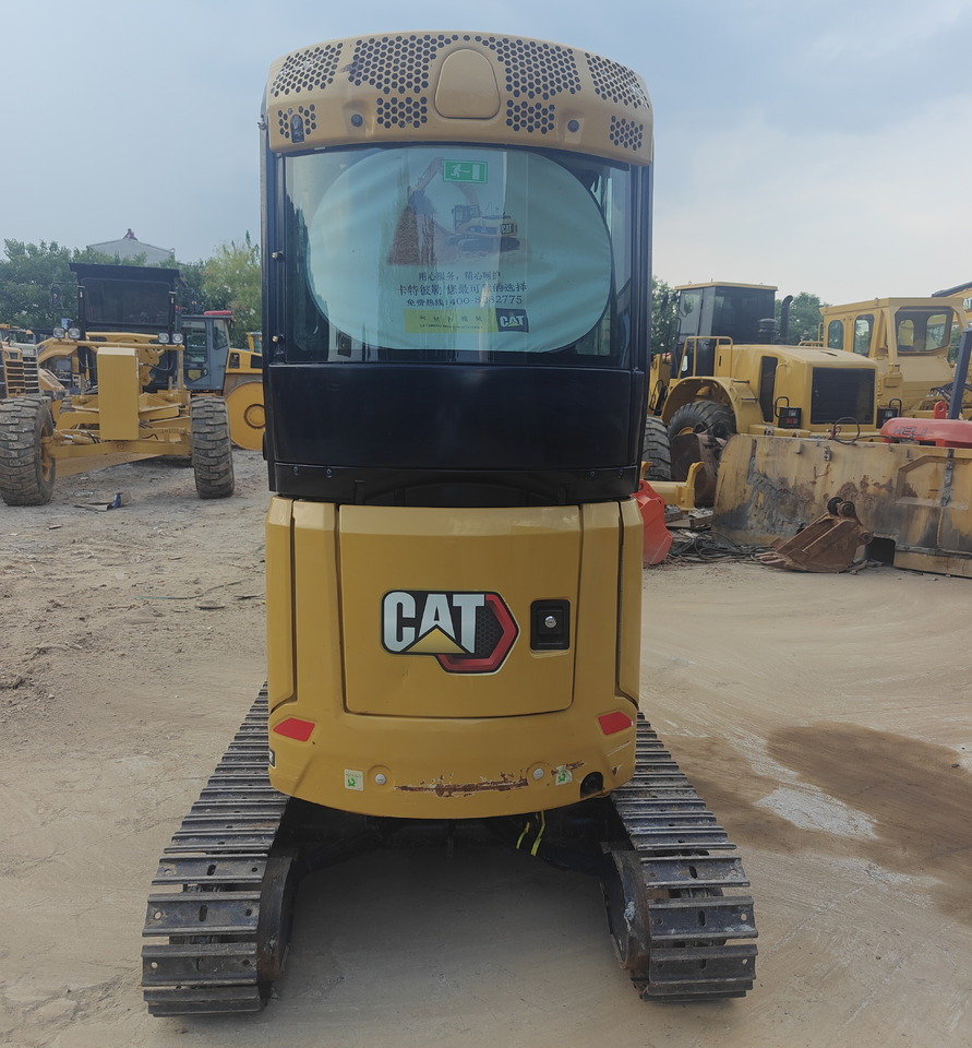 Mini excavator CATERPILLAR 302CR: picture 7 Mini excavator CATERPILLAR 302CR: picture 7