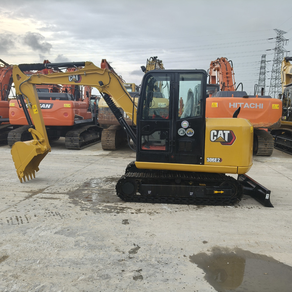 CATERPILLAR 306E - Mini excavator: picture 1 CATERPILLAR 306E - Mini excavator: picture 1