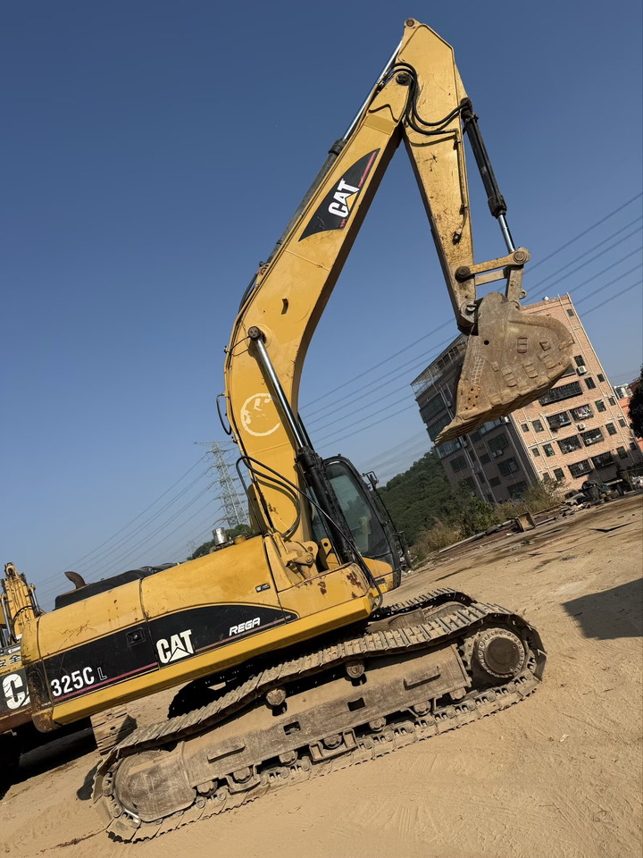 CATERPILLAR 325CL - Excavator: picture 4 CATERPILLAR 325CL - Excavator: picture 4