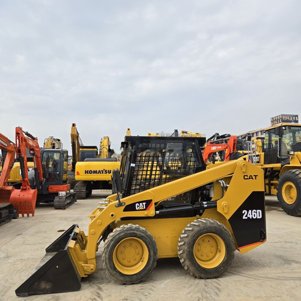 Caterpillar 246D - Skid steer loader: picture 4 Caterpillar 246D - Skid steer loader: picture 4