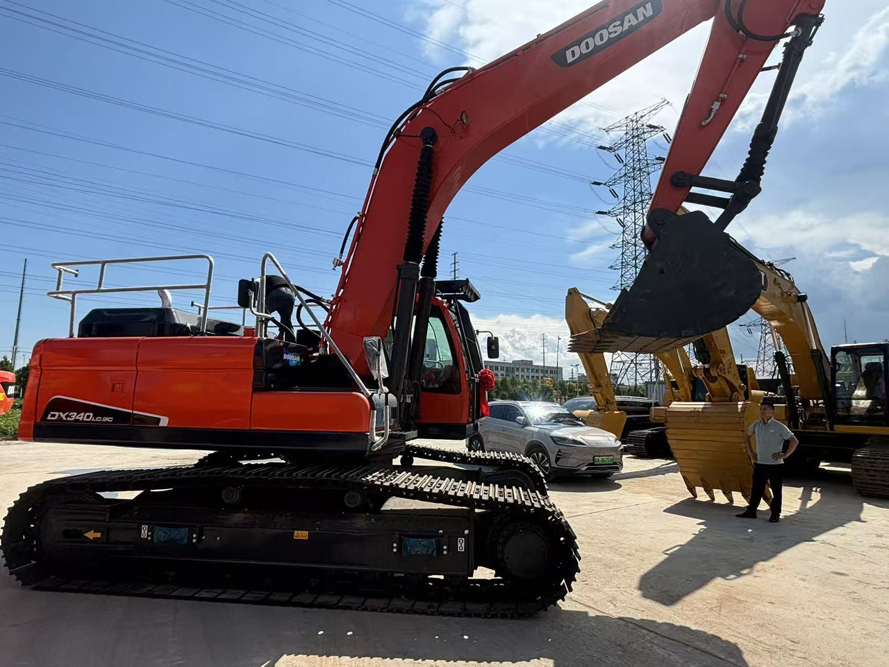 DOOSAN DX340LC-9C - Crawler excavator: picture 3 DOOSAN DX340LC-9C - Crawler excavator: picture 3