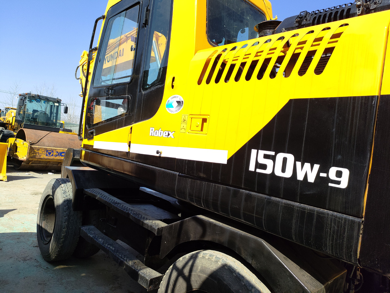 Hyundai R150W-9 - Wheel excavator: picture 5 Hyundai R150W-9 - Wheel excavator: picture 5