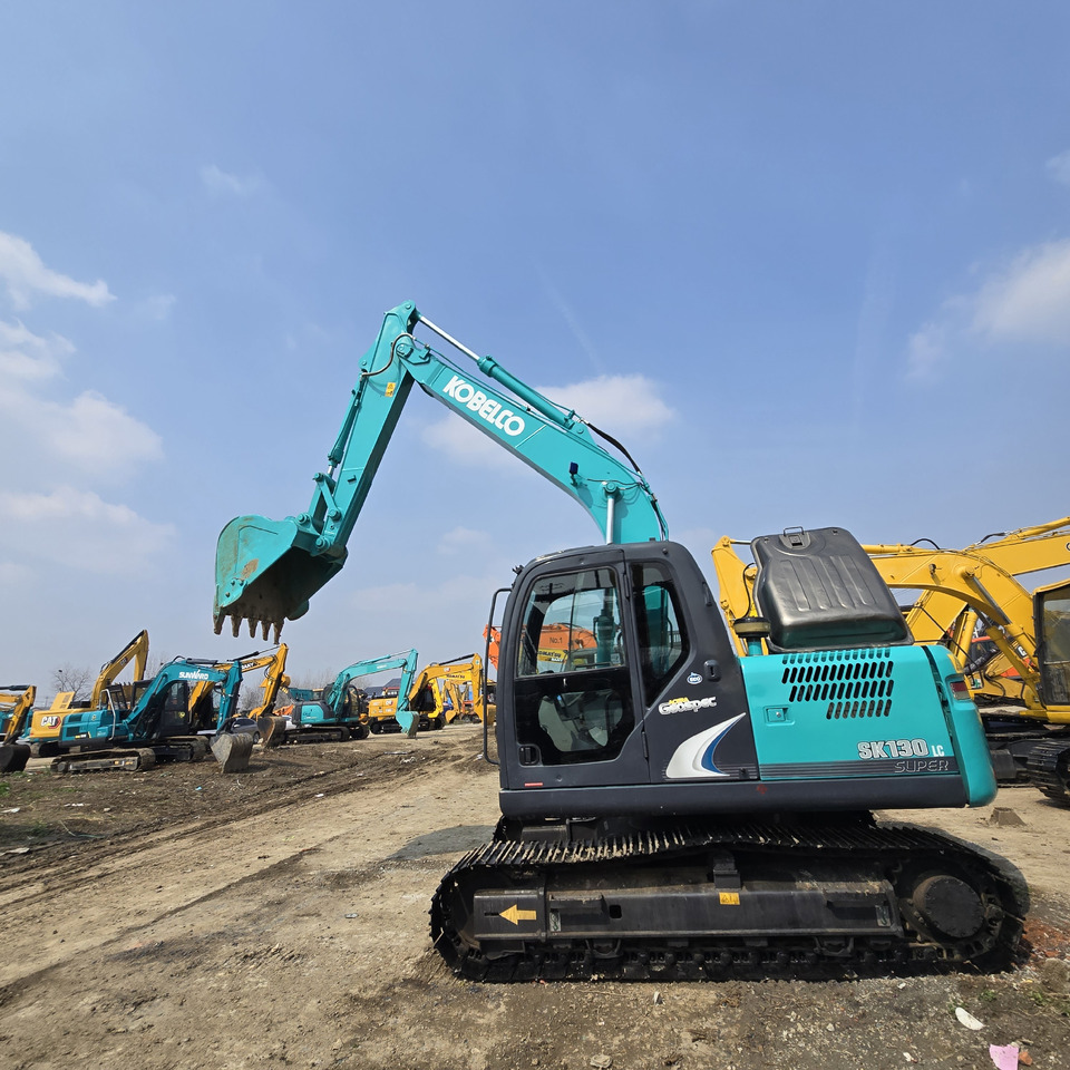Kobelco SK130-8 - Crawler excavator: picture 4 Kobelco SK130-8 - Crawler excavator: picture 4