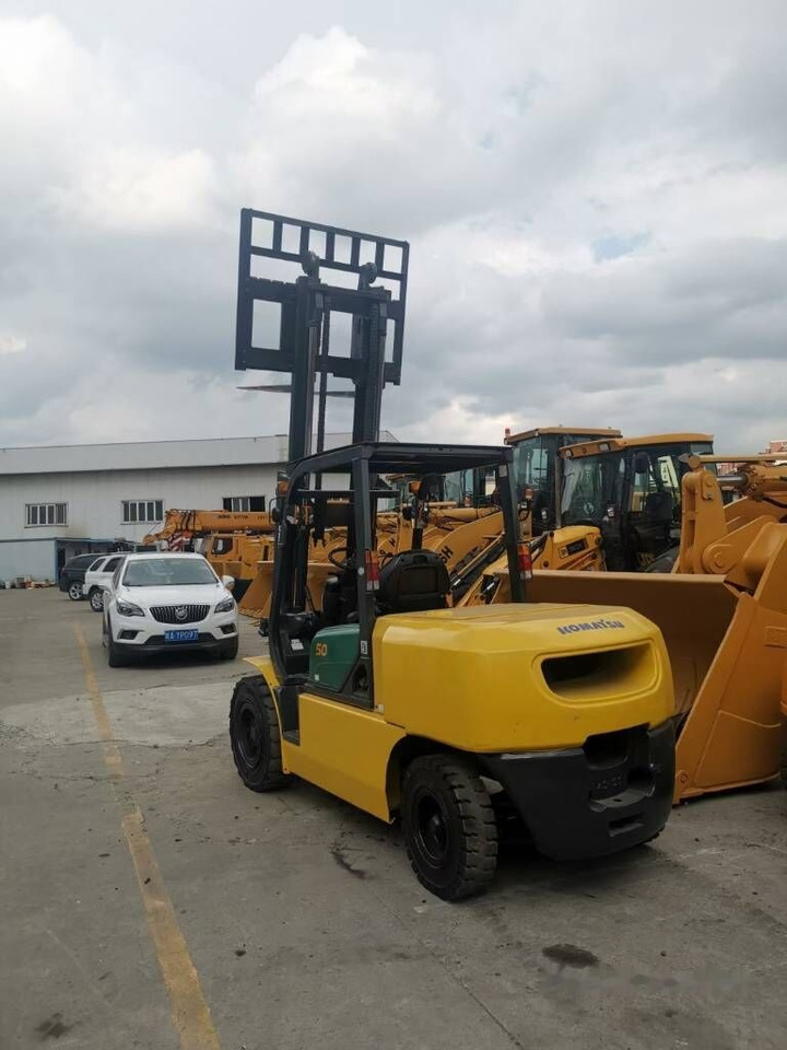 Komatsu FD50-7 - Diesel forklift: picture 4 Komatsu FD50-7 - Diesel forklift: picture 4