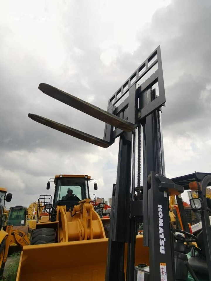 Komatsu FD50-7 - Diesel forklift: picture 2 Komatsu FD50-7 - Diesel forklift: picture 2
