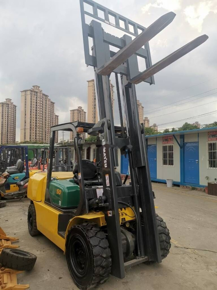 Komatsu FD50-7 - Diesel forklift: picture 1 Komatsu FD50-7 - Diesel forklift: picture 1
