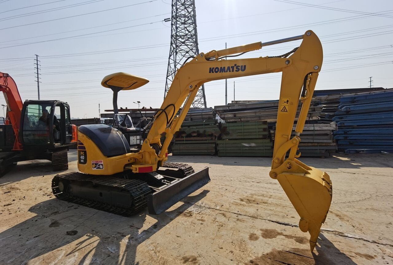 Komatsu PC40MR - Mini excavator: picture 5 Komatsu PC40MR - Mini excavator: picture 5