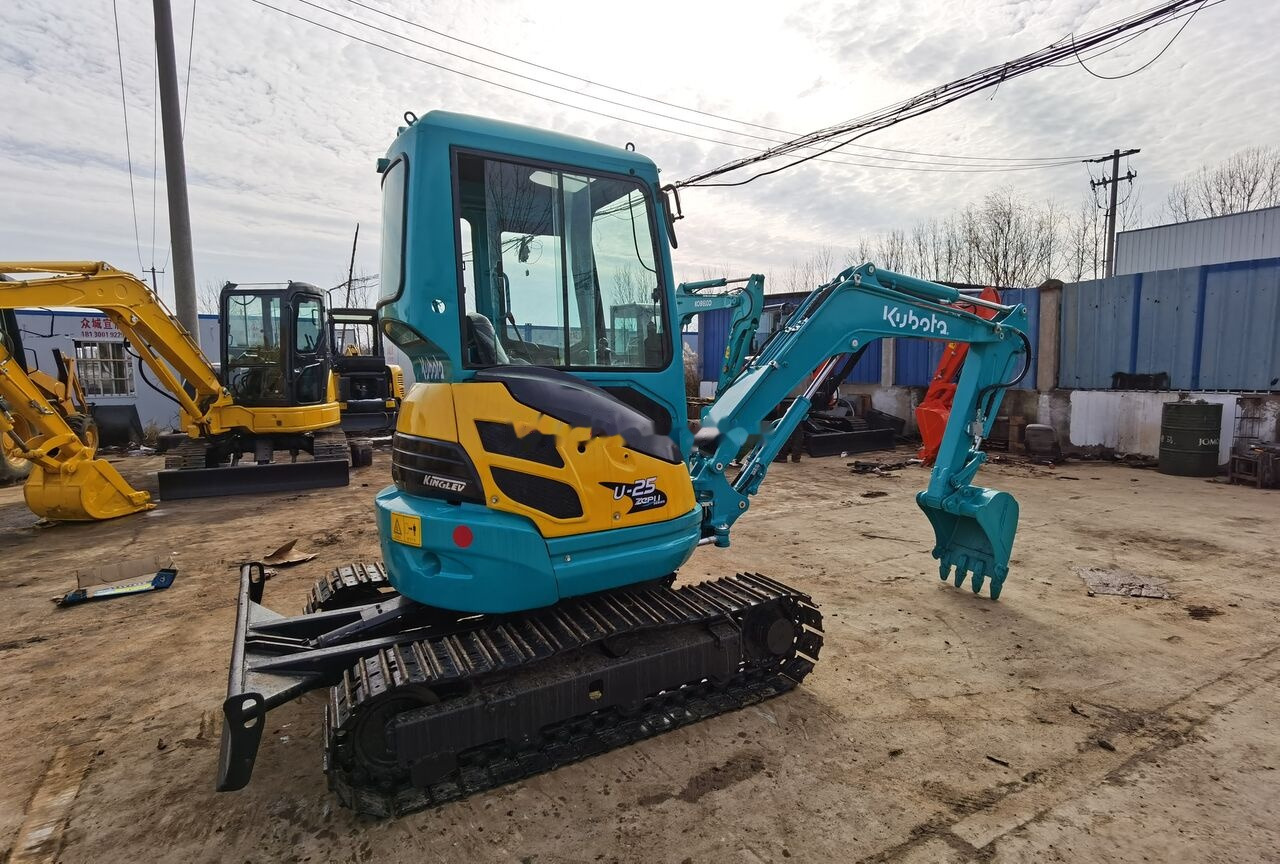 Kubota U25 - Mini excavator: picture 1 Kubota U25 - Mini excavator: picture 1