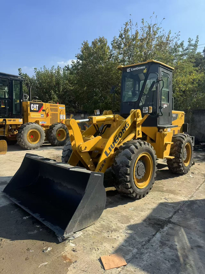 LIUGONG CLG820C - Wheel loader: picture 3 LIUGONG CLG820C - Wheel loader: picture 3