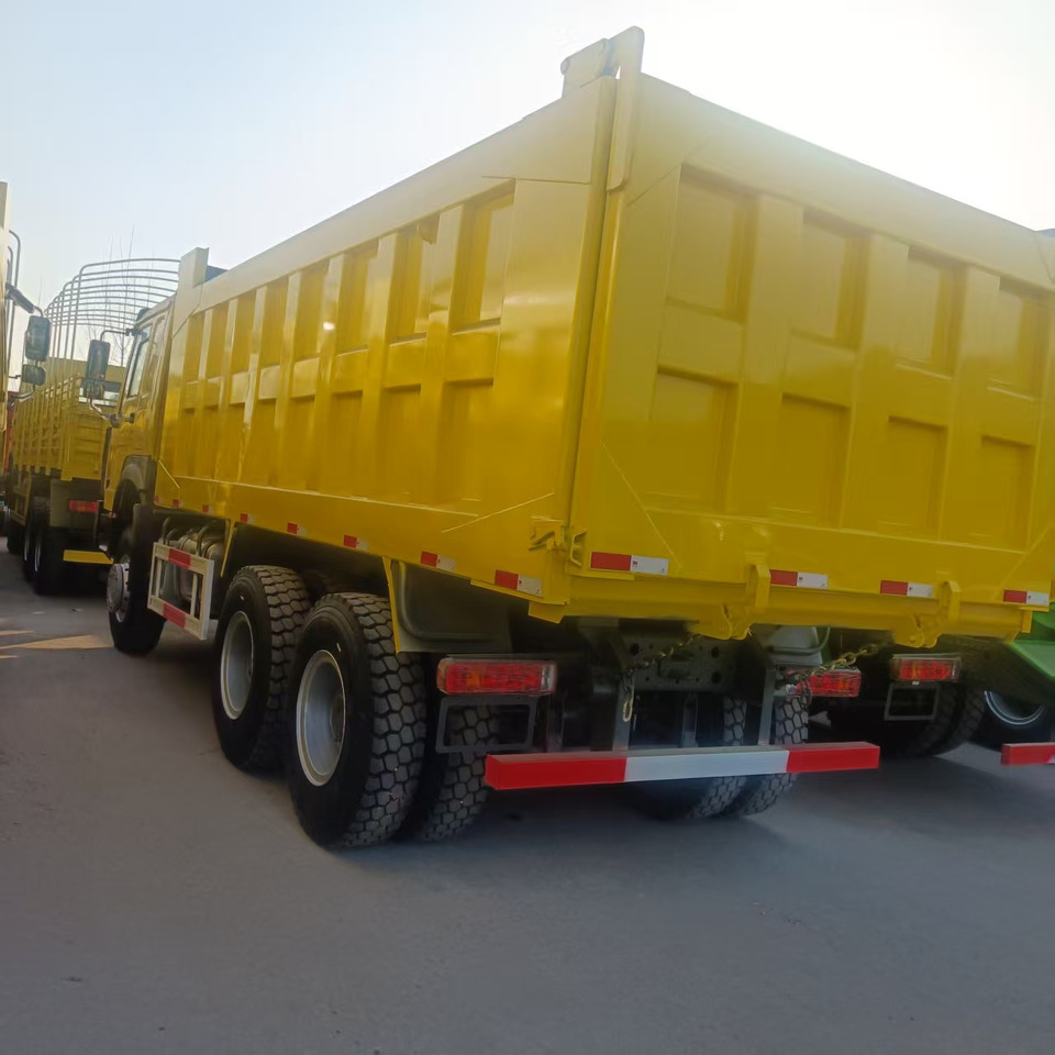 SINOTRUK HOWO - Tipper: picture 4 SINOTRUK HOWO - Tipper: picture 4