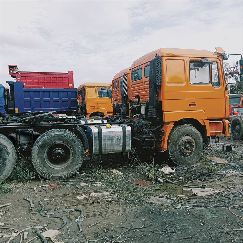 SHACMAN F3000 trailer head - Tractor unit: picture 4 SHACMAN F3000 trailer head - Tractor unit: picture 4