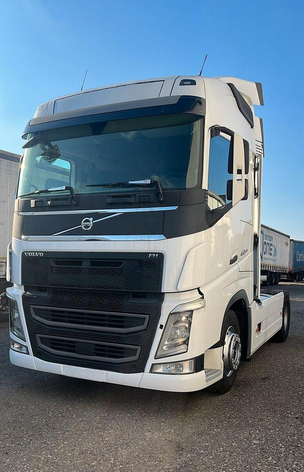 Volvo FH 460 Euro 6 Globetrotter 2018 - Tractor unit: picture 2 Volvo FH 460 Euro 6 Globetrotter 2018 - Tractor unit: picture 2