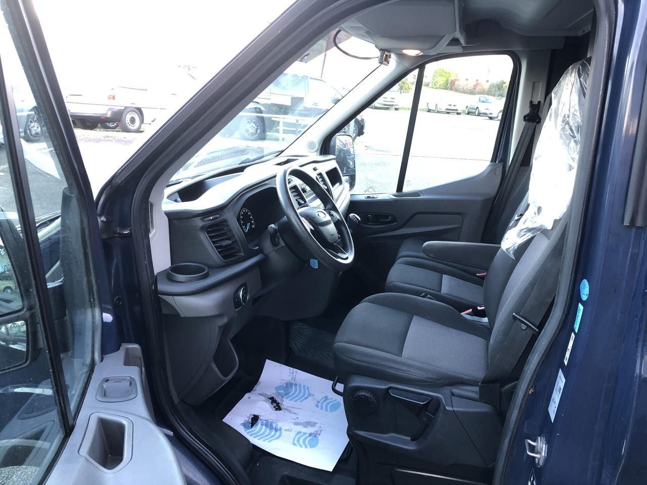 FORD Frigorifique Transit 350 L3H2 2.0 EcoBlue 130ch Ambiente - Panel van: picture 4 FORD Frigorifique Transit 350 L3H2 2.0 EcoBlue 130ch Ambiente - Panel van: picture 4