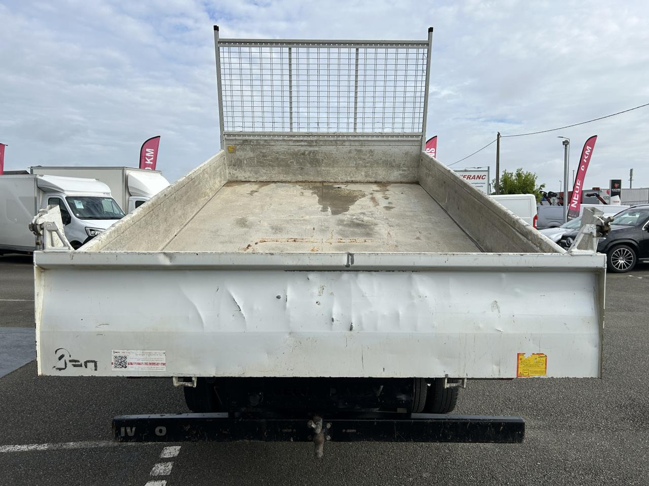 IVECO Daily 35 C 14 S&S (Quad-Leaf) CHASSIS CABINE 2014 35C/35S Chassis cabine 35 C Epmt.3.75 PHASE 3 - Tipper van: picture 2 IVECO Daily 35 C 14 S&S (Quad-Leaf) CHASSIS CABINE 2014 35C/35S Chassis cabine 35 C Epmt.3.75 PHASE 3 - Tipper van: picture 2
