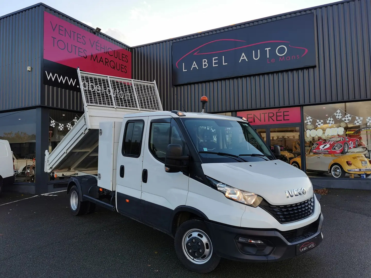 Iveco Daily 35C14H EMPATTEMENT 3750 - Tipper van: picture 1 Iveco Daily 35C14H EMPATTEMENT 3750 - Tipper van: picture 1