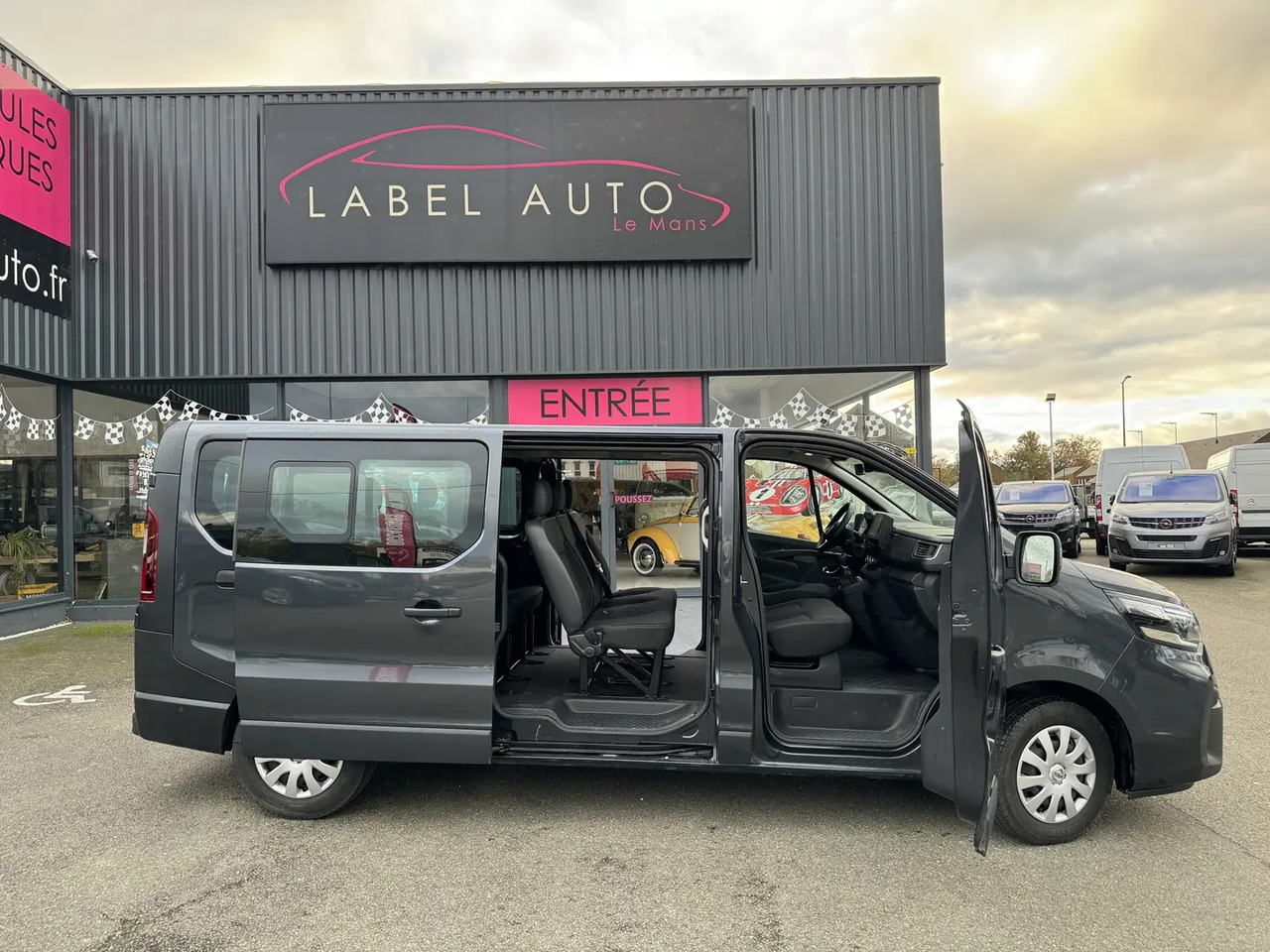 Nissan Primastar Avantour L2H1 3T0 2.0 DCI 150CH S/S N-CONNECTA - Minibus, Passenger van: picture 1 Nissan Primastar Avantour L2H1 3T0 2.0 DCI 150CH S/S N-CONNECTA - Minibus, Passenger van: picture 1