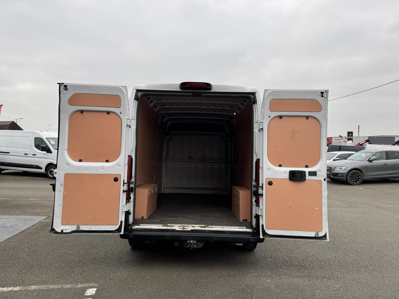 PEUGEOT BOXER 3T3 L3H2 2.2 HDI 140 CH ASPHALT - Panel van: picture 3 PEUGEOT BOXER 3T3 L3H2 2.2 HDI 140 CH ASPHALT - Panel van: picture 3
