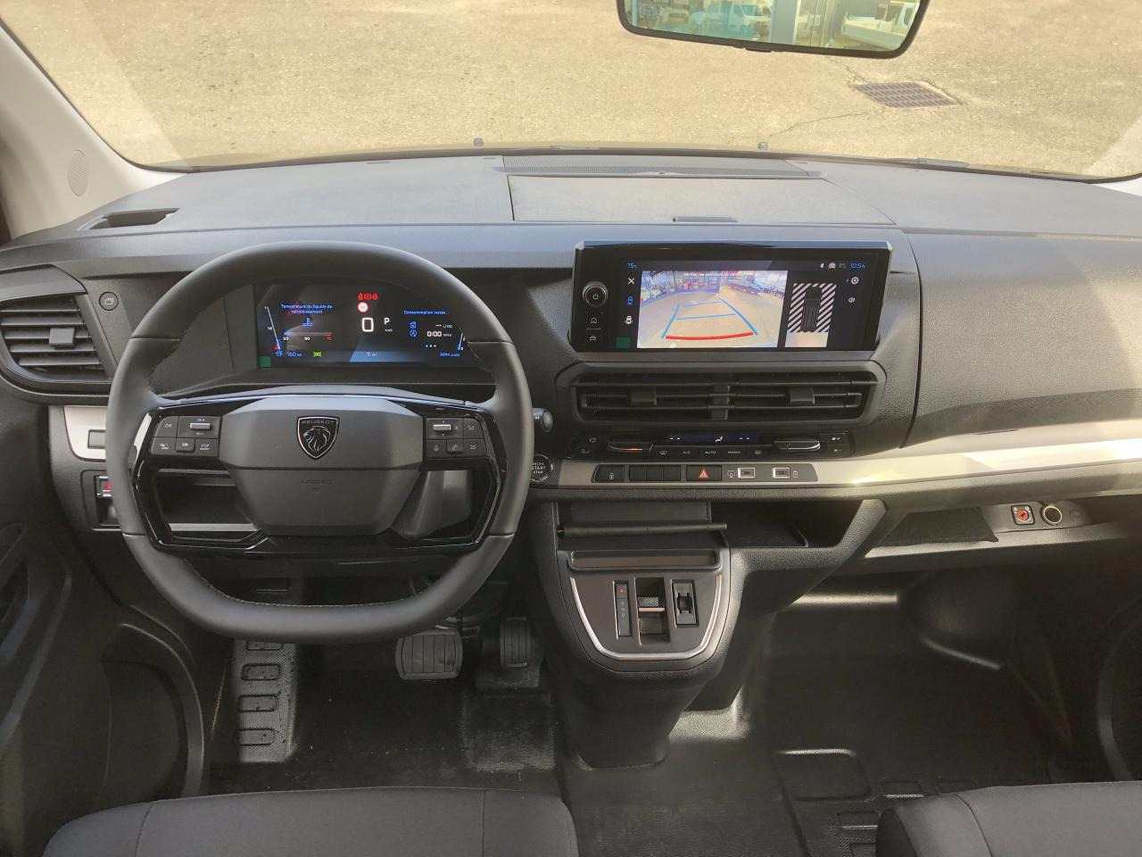 PEUGEOT Expert XL 2.0 BlueHDi - 180 S&S - BV EAT8 III CABINE APPROFONDIE Fourgon Cabine approfondie Fix - Panel van: picture 4 PEUGEOT Expert XL 2.0 BlueHDi - 180 S&S - BV EAT8 III CABINE APPROFONDIE Fourgon Cabine approfondie Fix - Panel van: picture 4