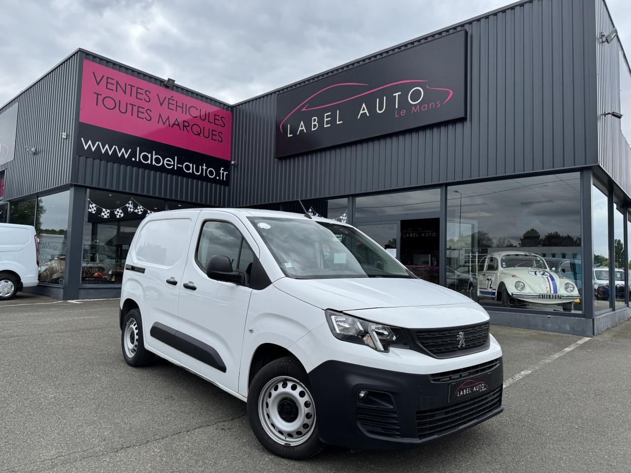 PEUGEOT PARTNER M 650 KG 1.5 HDI 130 CH EAT-8 2 PL PREMIUM - Panel van: picture 1 PEUGEOT PARTNER M 650 KG 1.5 HDI 130 CH EAT-8 2 PL PREMIUM - Panel van: picture 1