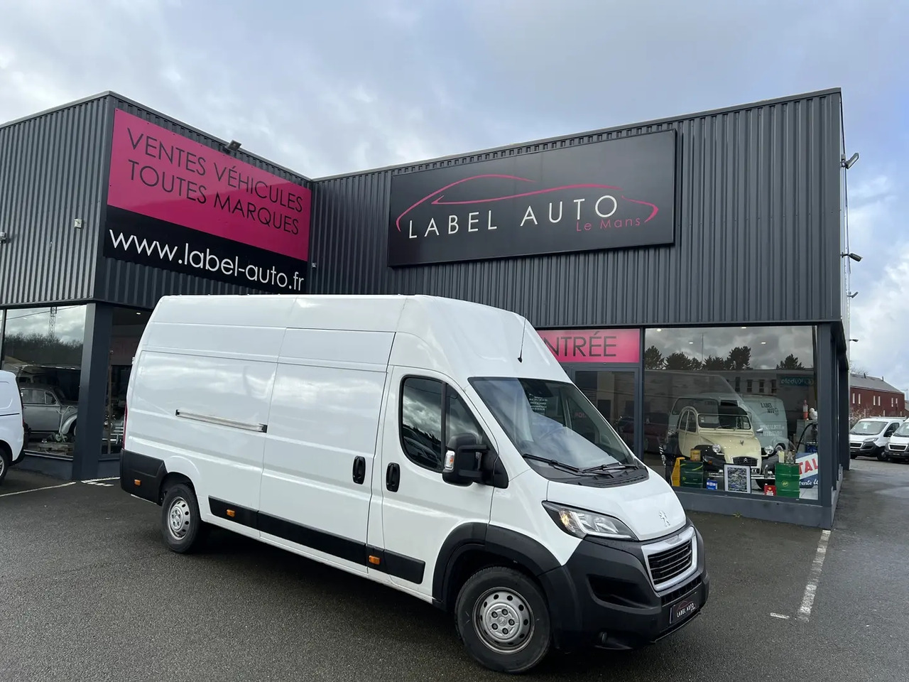 Peugeot Boxer 435 L4H3 2.2 BLUEHDI S&S 140CH ASPHALT - Panel van: picture 1 Peugeot Boxer 435 L4H3 2.2 BLUEHDI S&S 140CH ASPHALT - Panel van: picture 1