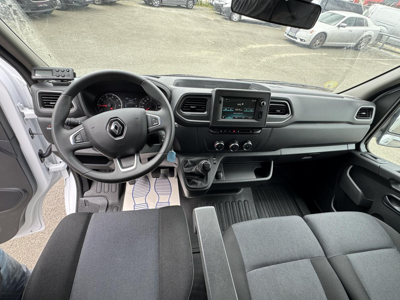 RENAULT MASTER 3T5 CAISSE FRIGO 2.3 DCI 165CH GRAND CONFORT - Refrigerated van: picture 3 RENAULT MASTER 3T5 CAISSE FRIGO 2.3 DCI 165CH GRAND CONFORT - Refrigerated van: picture 3