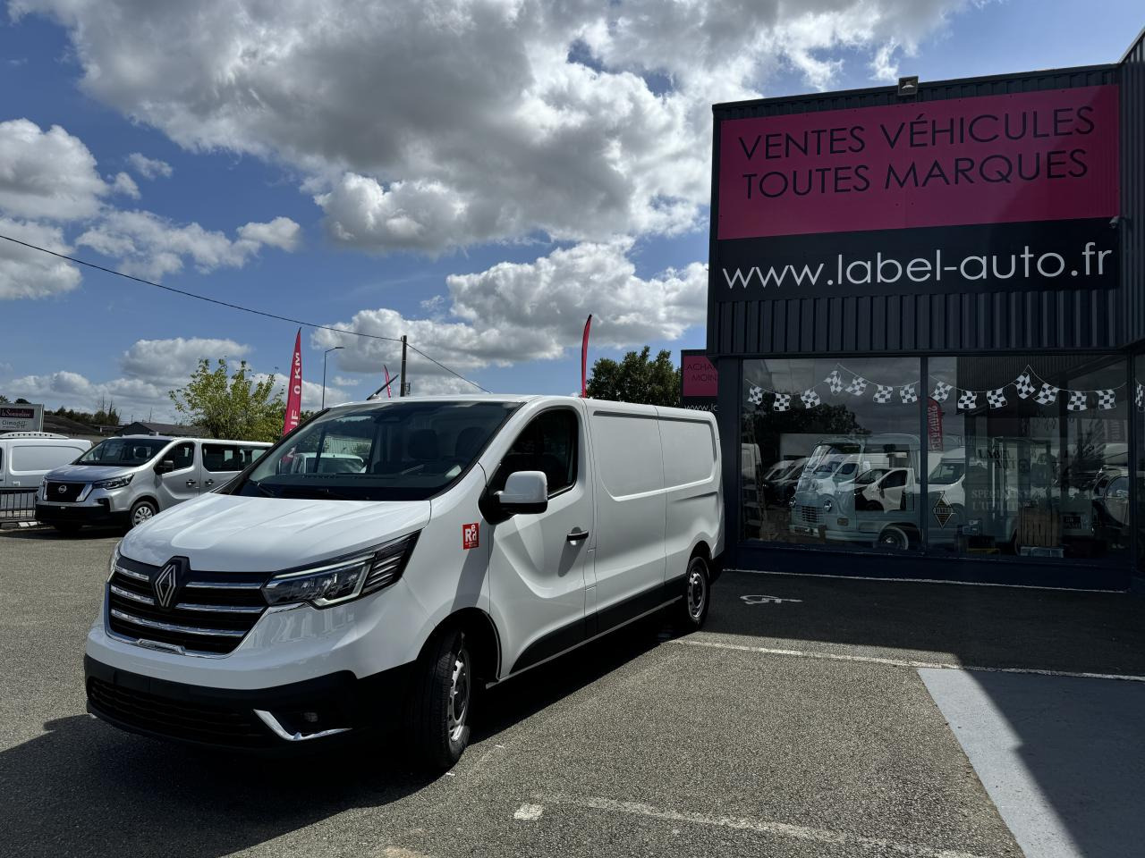 RENAULT Trafic L2H1 3000 Kg 2.0 Blue dCi - 170 2024 III FOURGON Fourgon Advance L2H1 PHASE 3 - Panel van: picture 1 RENAULT Trafic L2H1 3000 Kg 2.0 Blue dCi - 170 2024 III FOURGON Fourgon Advance L2H1 PHASE 3 - Panel van: picture 1
