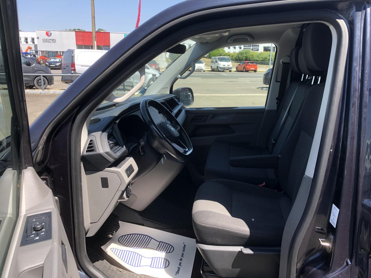 VOLKSWAGEN transporter 2.8T L1H1 2.0 TDI 150CH BUSINESS DSG7 - Panel van: picture 4 VOLKSWAGEN transporter 2.8T L1H1 2.0 TDI 150CH BUSINESS DSG7 - Panel van: picture 4