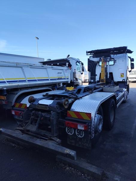 Renault C 380 P6X2 E6 BRAS GUIMA T20 avec HIGHT TOWER - Hook lift truck: picture 3 Renault C 380 P6X2 E6 BRAS GUIMA T20 avec HIGHT TOWER - Hook lift truck: picture 3