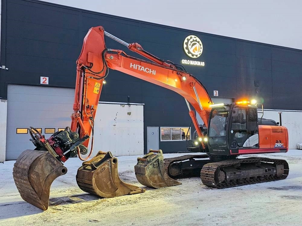 Crawler excavator Hitachi ZX 210 LC-6: picture 46