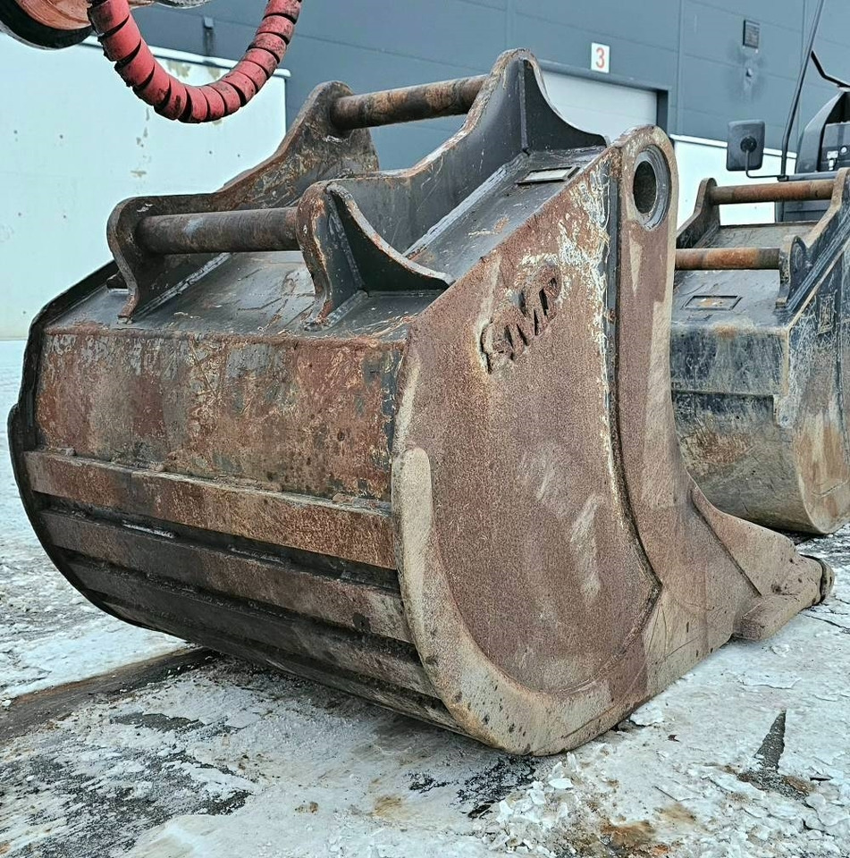 Crawler excavator Hitachi ZX 210 LC-6: picture 43