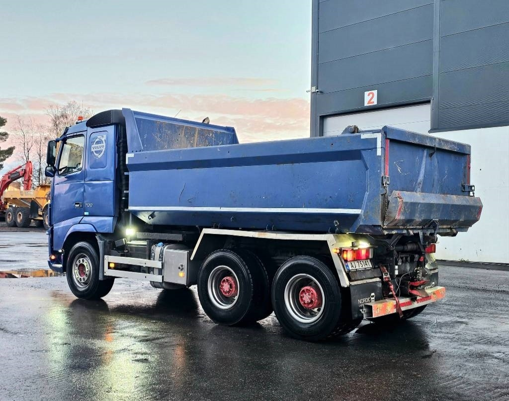 Volvo FH 16 700 - Tipper: picture 4 Volvo FH 16 700 - Tipper: picture 4