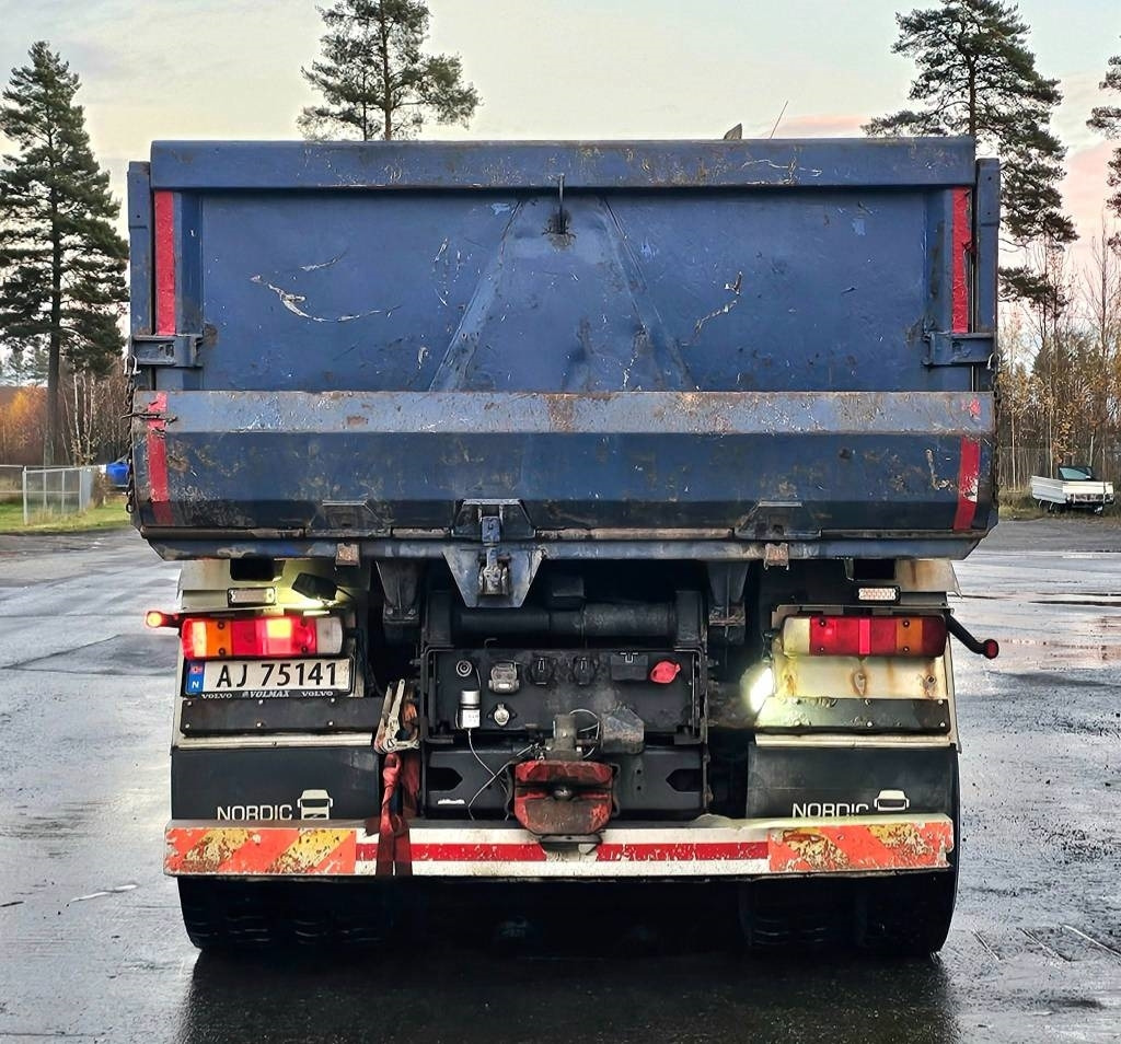 Volvo FH 16 700  - Tipper: picture 5 Volvo FH 16 700  - Tipper: picture 5