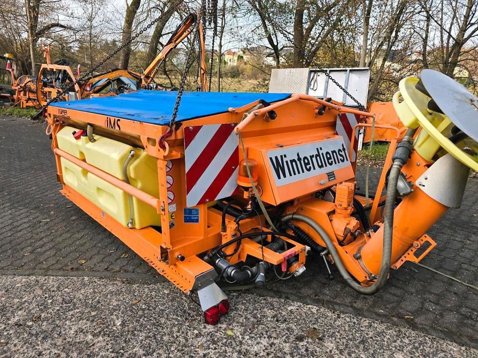 Küpper-Weisser IMSSN 2,7m3 F2527HFS IMSSF Salzstreuer Winterdienst Streuautomat Streusilo Solestreuer passend für UNIMOG 405/10 405/12 UGE UGN U300 400 500 530 430 318 423 - Sand/ Salt spreader: picture 2 Küpper-Weisser IMSSN 2,7m3 F2527HFS IMSSF Salzstreuer Winterdienst Streuautomat Streusilo Solestreuer passend für UNIMOG 405/10 405/12 UGE UGN U300 400 500 530 430 318 423 - Sand/ Salt spreader: picture 2