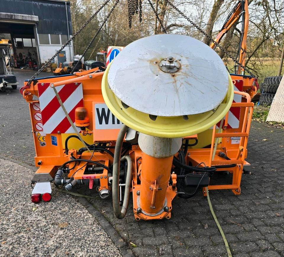 Küpper-Weisser IMSSN 2,7m3 F2527HFS IMSSF Salzstreuer Winterdienst Streuautomat Streusilo Solestreuer passend für UNIMOG 405/10 405/12 UGE UGN U300 400 500 530 430 318 423 - Sand/ Salt spreader: picture 4 Küpper-Weisser IMSSN 2,7m3 F2527HFS IMSSF Salzstreuer Winterdienst Streuautomat Streusilo Solestreuer passend für UNIMOG 405/10 405/12 UGE UGN U300 400 500 530 430 318 423 - Sand/ Salt spreader: picture 4