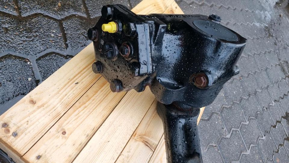 Lenkgetriebe Unimog 405 U423 Servolenkung 430 427 429 527 530 Mercedes Benz - Steering gear for Utility/ Special vehicle: picture 4 Lenkgetriebe Unimog 405 U423 Servolenkung 430 427 429 527 530 Mercedes Benz - Steering gear for Utility/ Special vehicle: picture 4