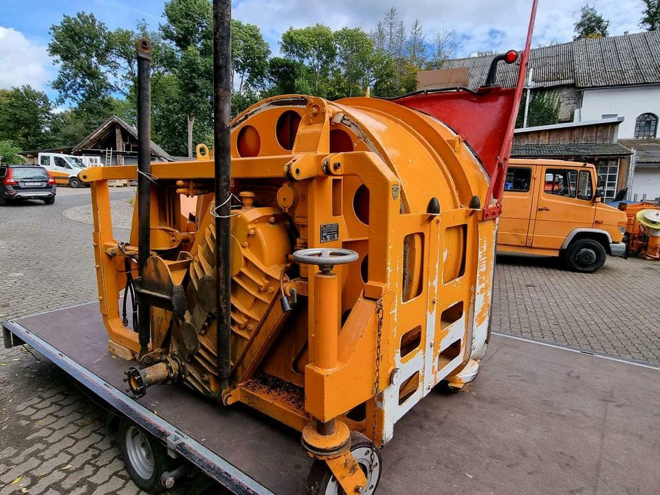 Schmidt Schneefräse Schneeschleuder für Unimog Traktor Beilhack - Snow blower: picture 4 Schmidt Schneefräse Schneeschleuder für Unimog Traktor Beilhack - Snow blower: picture 4