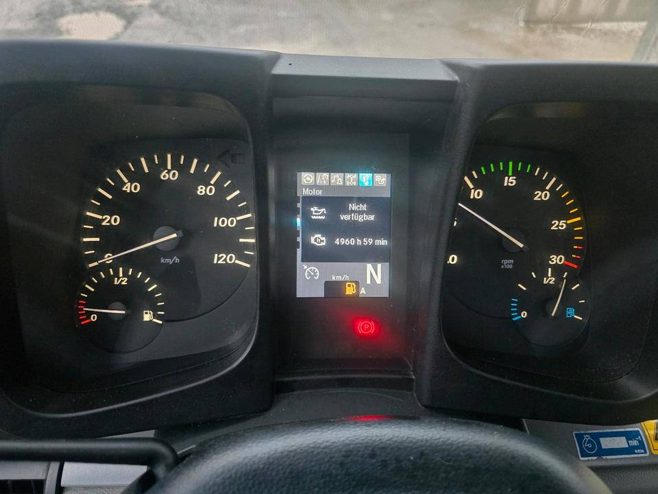 Snow removal vehicle Unimog U 430 EAS Easy-Drive Variopilot U527 535 430 427 423 Mercedes-Benz 405 UGE UGN Hydrostat: picture 12