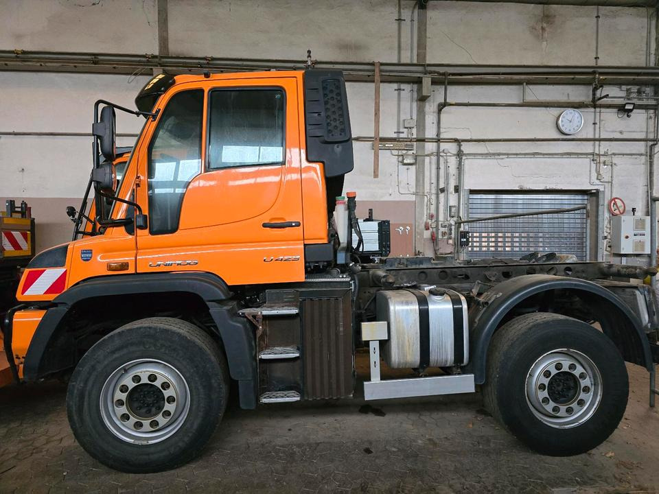 Unimog U423 EAS NKS-Z-UGE-43 Mercedes-Benz 405/10 405/12 UGE Mercedes-Benz U 318 323 327 423 427 429 430 EasyDrive Variopilot - Cab chassis truck, Utility/ Special vehicle: picture 4 Unimog U423 EAS NKS-Z-UGE-43 Mercedes-Benz 405/10 405/12 UGE Mercedes-Benz U 318 323 327 423 427 429 430 EasyDrive Variopilot - Cab chassis truck, Utility/ Special vehicle: picture 4