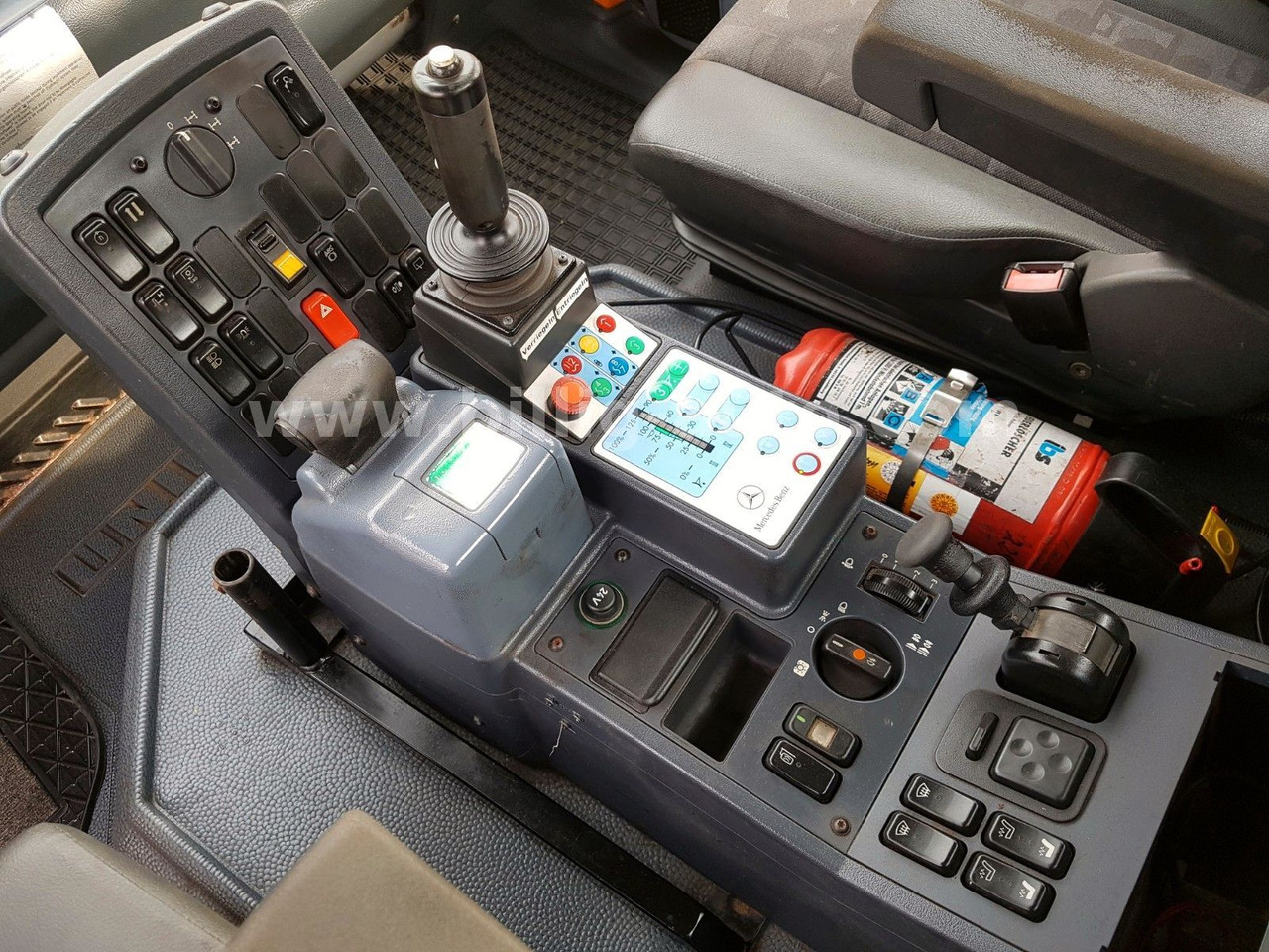 Leasing of  Unimog U400 405/12*HYDROSTAT*VARIOPILOT*Euro4*Kipper Unimog U400 405/12*HYDROSTAT*VARIOPILOT*Euro4*Kipper: picture 14
