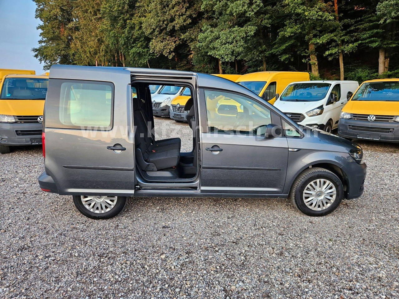 Volkswagen Caddy Temp*Sitzhzg*Navi*Blueth*2xSchiebetüre*1Hd - Passenger van: picture 3 Volkswagen Caddy Temp*Sitzhzg*Navi*Blueth*2xSchiebetüre*1Hd - Passenger van: picture 3