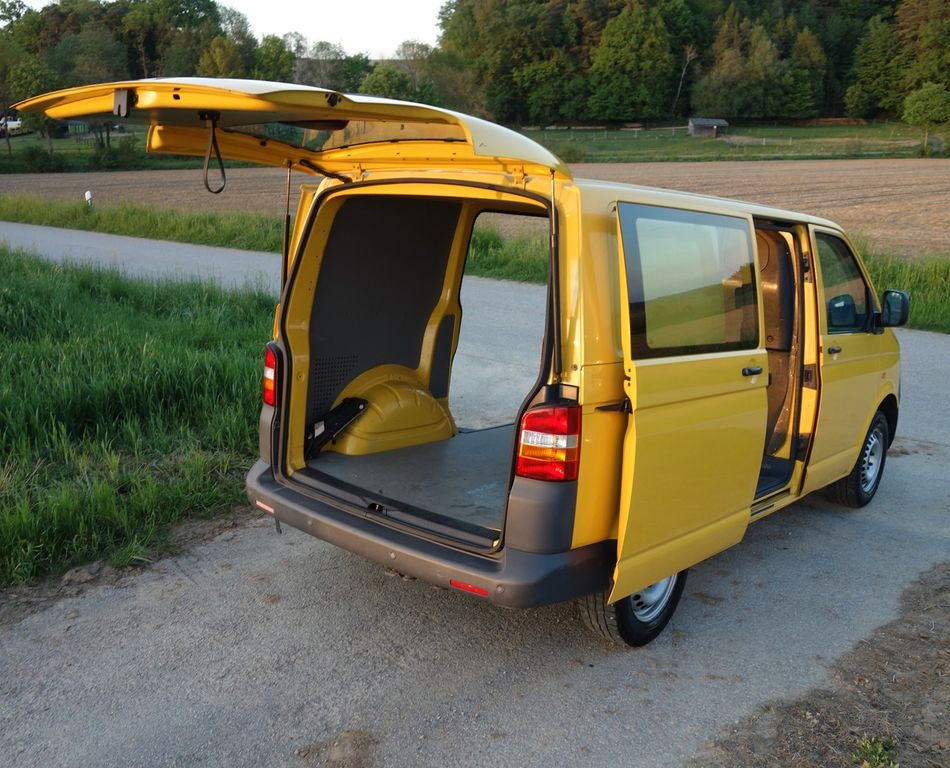 Volkswagen T5 1.9 TDI Transporter 2xSchiebetüre 1.Hand - Minibus, Passenger van: picture 5 Volkswagen T5 1.9 TDI Transporter 2xSchiebetüre 1.Hand - Minibus, Passenger van: picture 5
