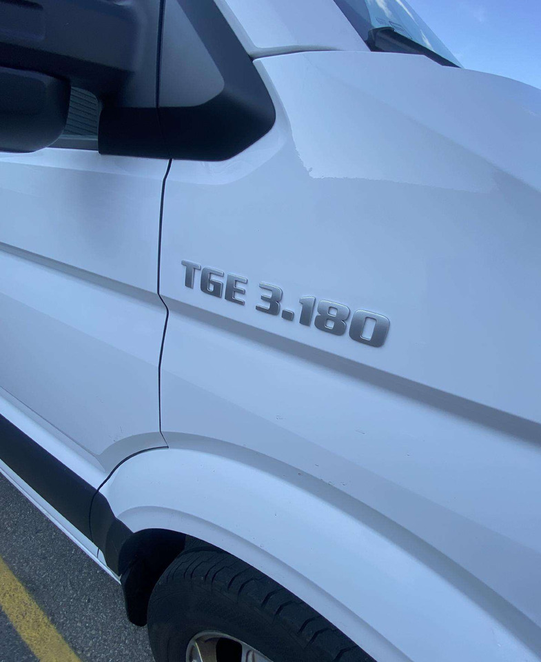 MAN TGE - Combi van: picture 5 MAN TGE - Combi van: picture 5