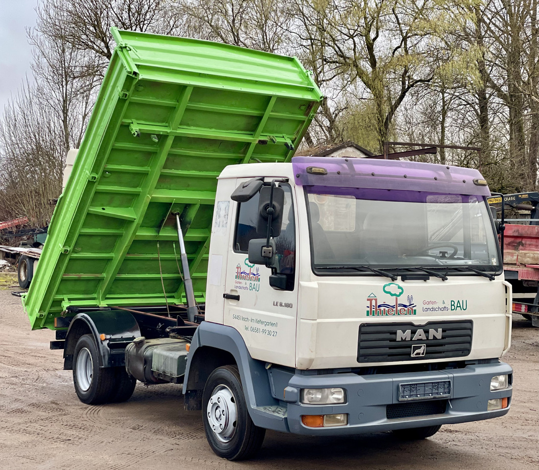 MAN LE - Tipper: picture 2 MAN LE - Tipper: picture 2