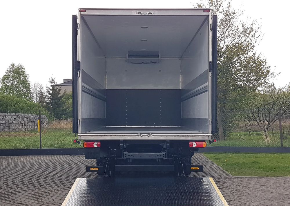 DAF 12T LF 210 WINDA CHŁODNIA 14EP 5,79x2,48x2,29 KLIMA AGREGAT - Refrigerator truck: picture 5 DAF 12T LF 210 WINDA CHŁODNIA 14EP 5,79x2,48x2,29 KLIMA AGREGAT - Refrigerator truck: picture 5