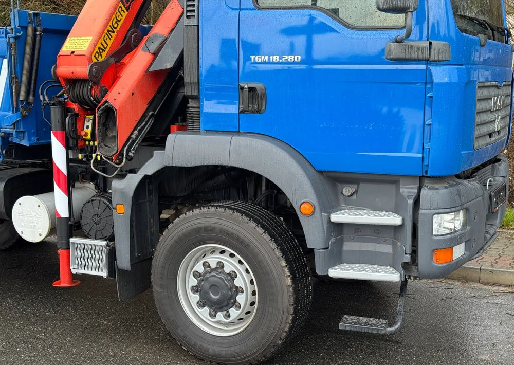 Leasing of  MAN * MAN 18 280 * Kiper Wywrotka * 4x4 * HDS Palfinger  120 STAN BARDZO DOBRY * Sprowadzony MAN * MAN 18 280 * Kiper Wywrotka * 4x4 * HDS Palfinger  120 STAN BARDZO DOBRY * Sprowadzony: picture 6