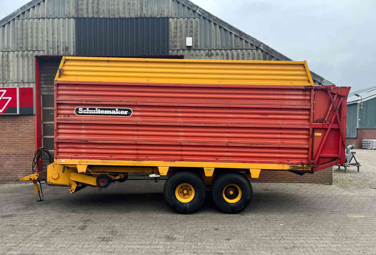 Schuitemaker Rapide 100S Opraapwagen, ladewagen, weidebouwmachines - Self-loading wagon: picture 2 Schuitemaker Rapide 100S Opraapwagen, ladewagen, weidebouwmachines - Self-loading wagon: picture 2