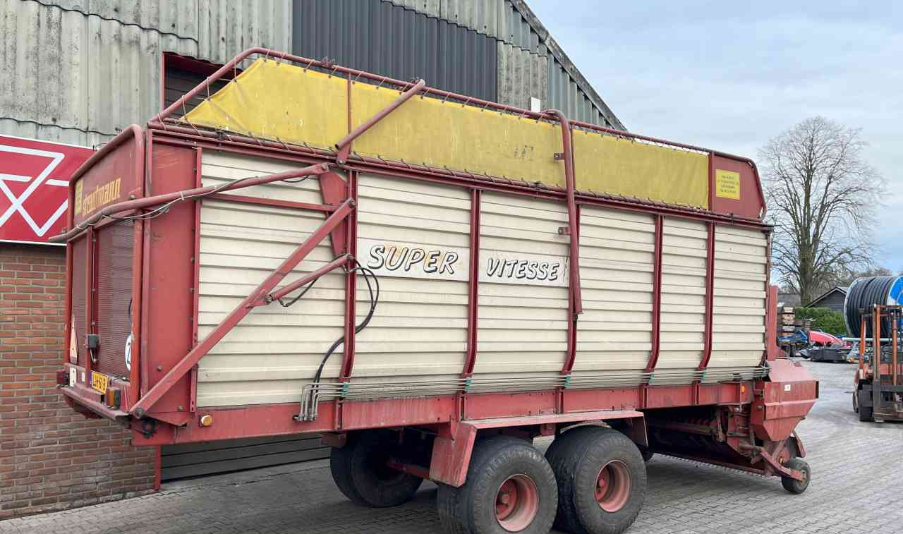 Strautmann Super Vitesse Opraapwagen, ladewagen, weidebouwmachines - Self-loading wagon: picture 3 Strautmann Super Vitesse Opraapwagen, ladewagen, weidebouwmachines - Self-loading wagon: picture 3